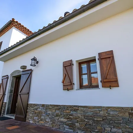 Cai Llope Villa *